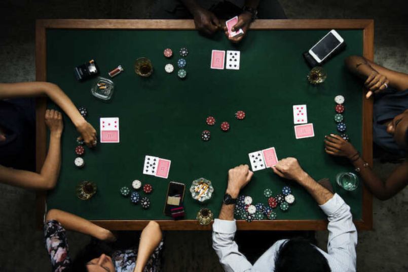 Sơ lược về thể loại table game casino - poker
